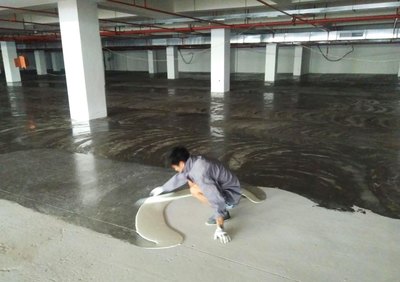 環氧樹脂地坪漆施工工藝詳解 打造堅固耐磨的工業與商業地面