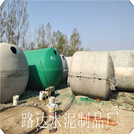 清理水泥化糞池需注意的關(guān)鍵問題